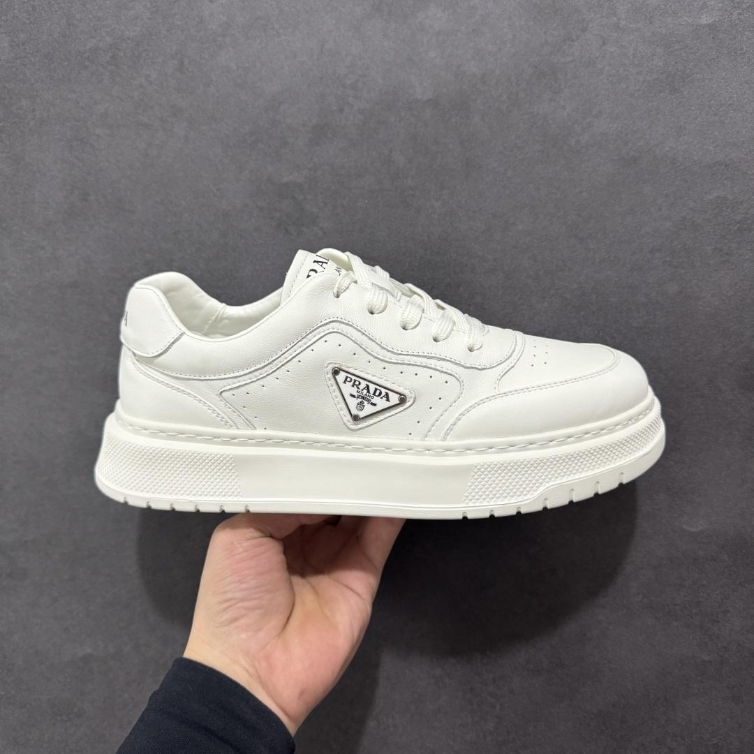 프라다 화이트 슈즈 (해외배송)