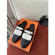 에르메스 켈리 버클 오즈 태슬 뮬 (해외배송)