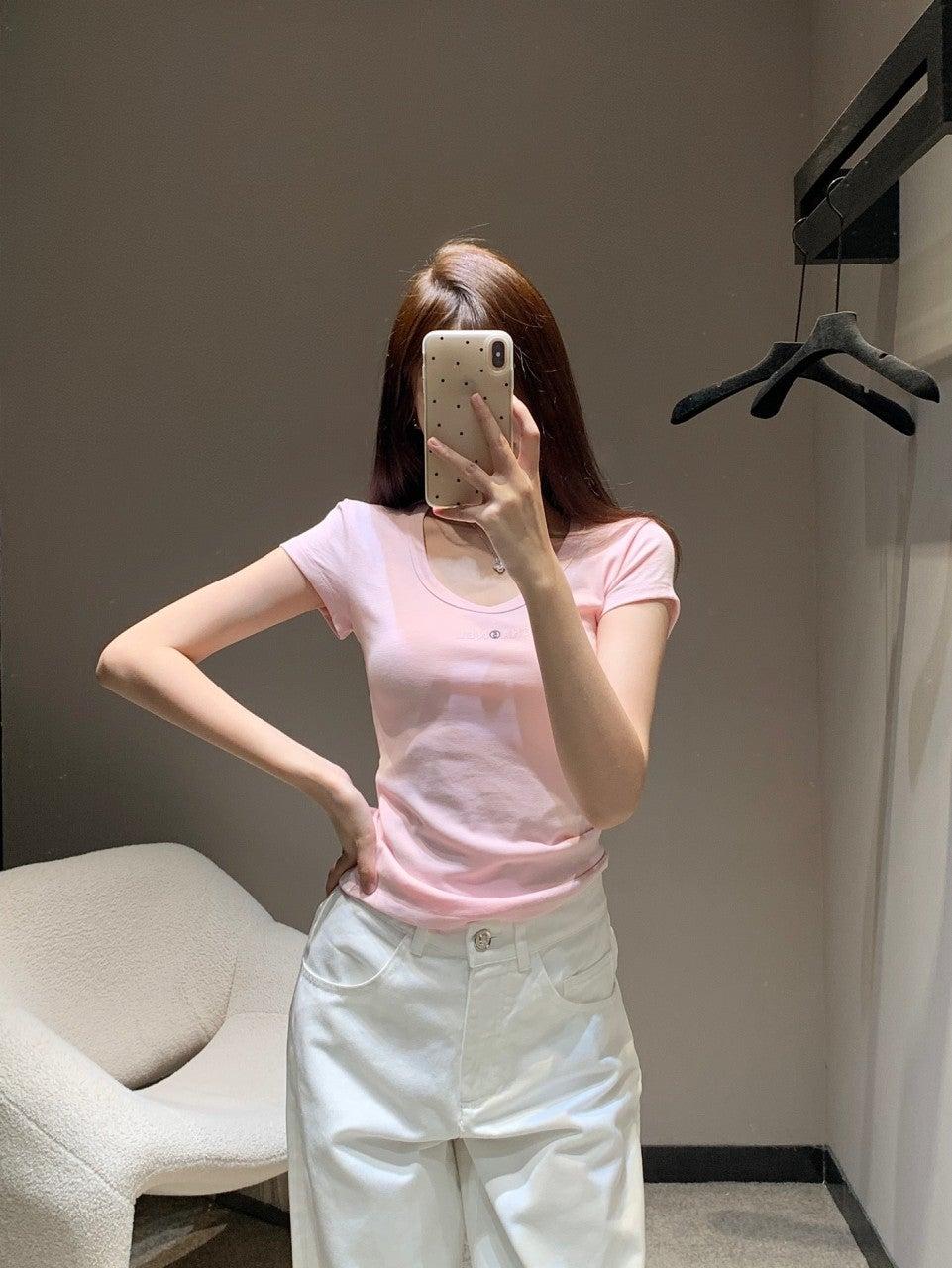 샤넬 레터 프린트 U넥 반팔 티셔츠 (해외배송)