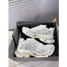 발렌시아가 러너 스니커즈 (해외배송)