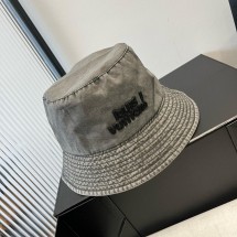 루이비통 엠보로고 버킷햇 (국내배송)