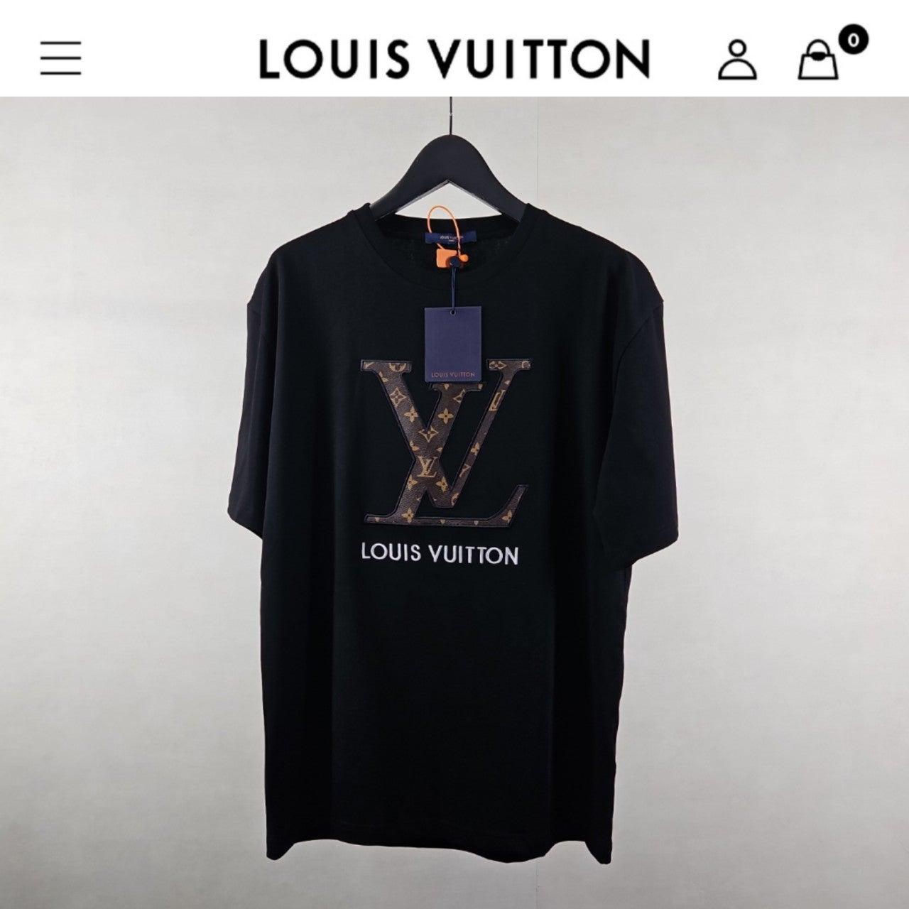 루이비통 LV 레더 로고 라운드 반팔 (국내배송)