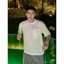 프라다 지퍼 포켓 신상 반팔 (해외배송)