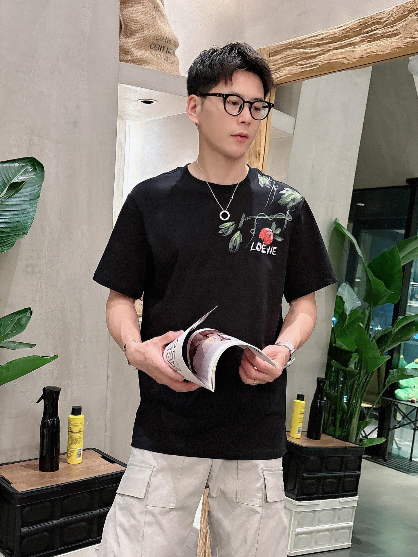 로에베 라운드넥 반팔 (해외배송)