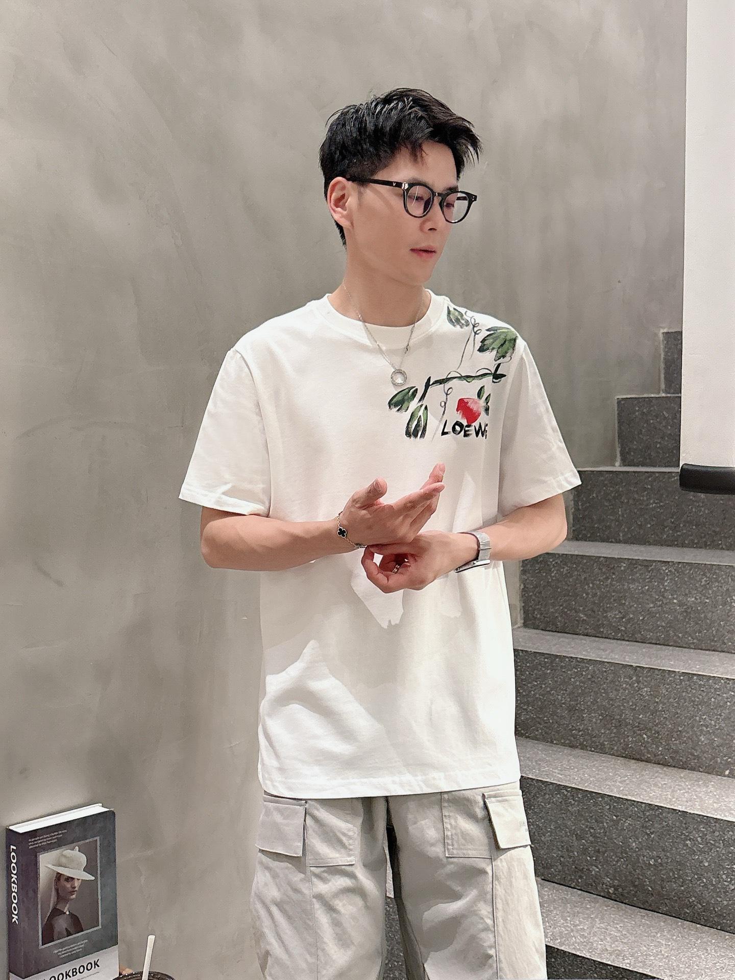 로에베 라운드넥 반팔 (해외배송)