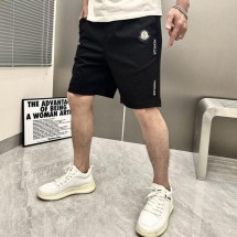 몽클레어 백 로고 금속패치 반바지 (국내배송)