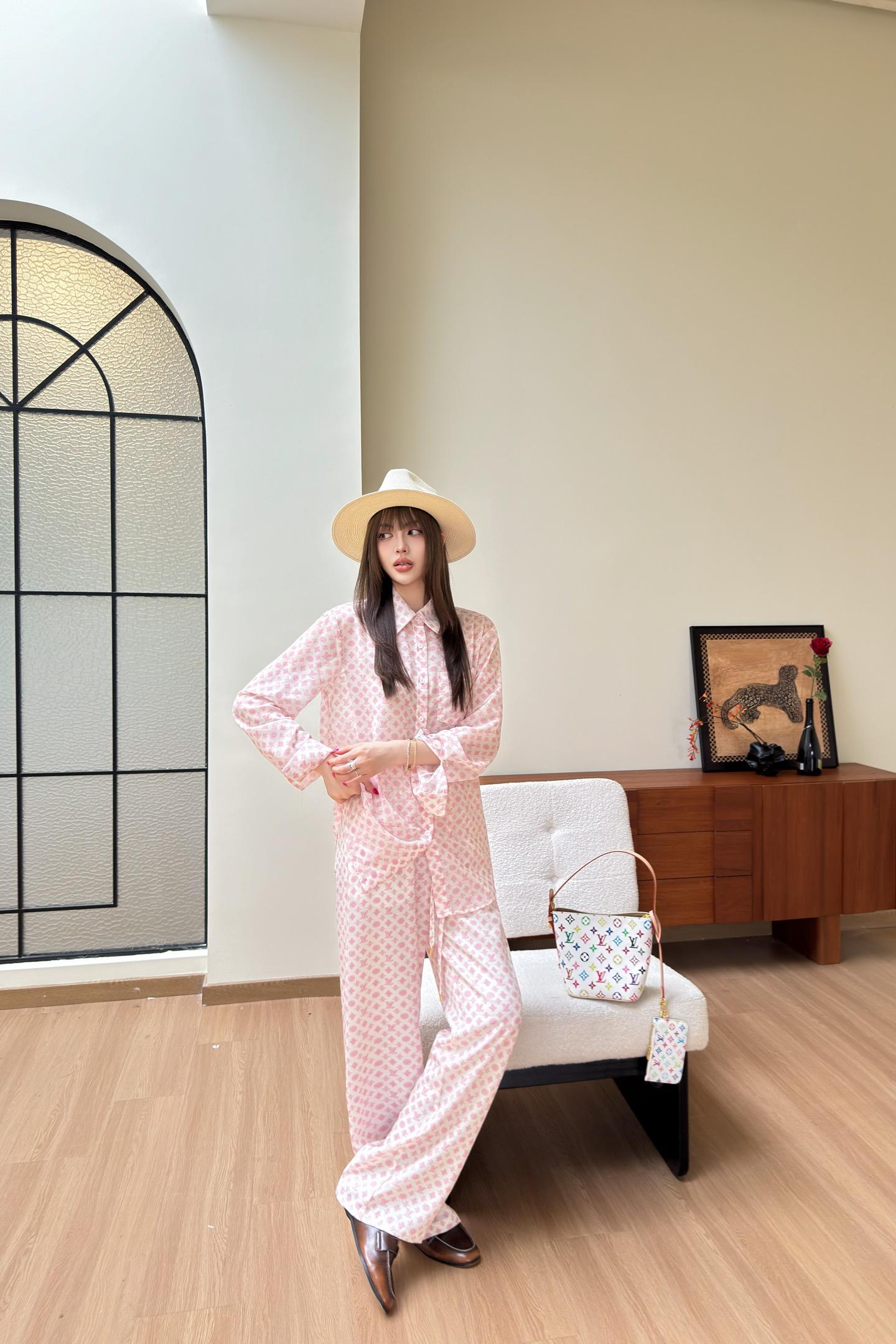 루이비통 핑크 모노그램 자외선차단 셔츠 세트 (해외배송)
