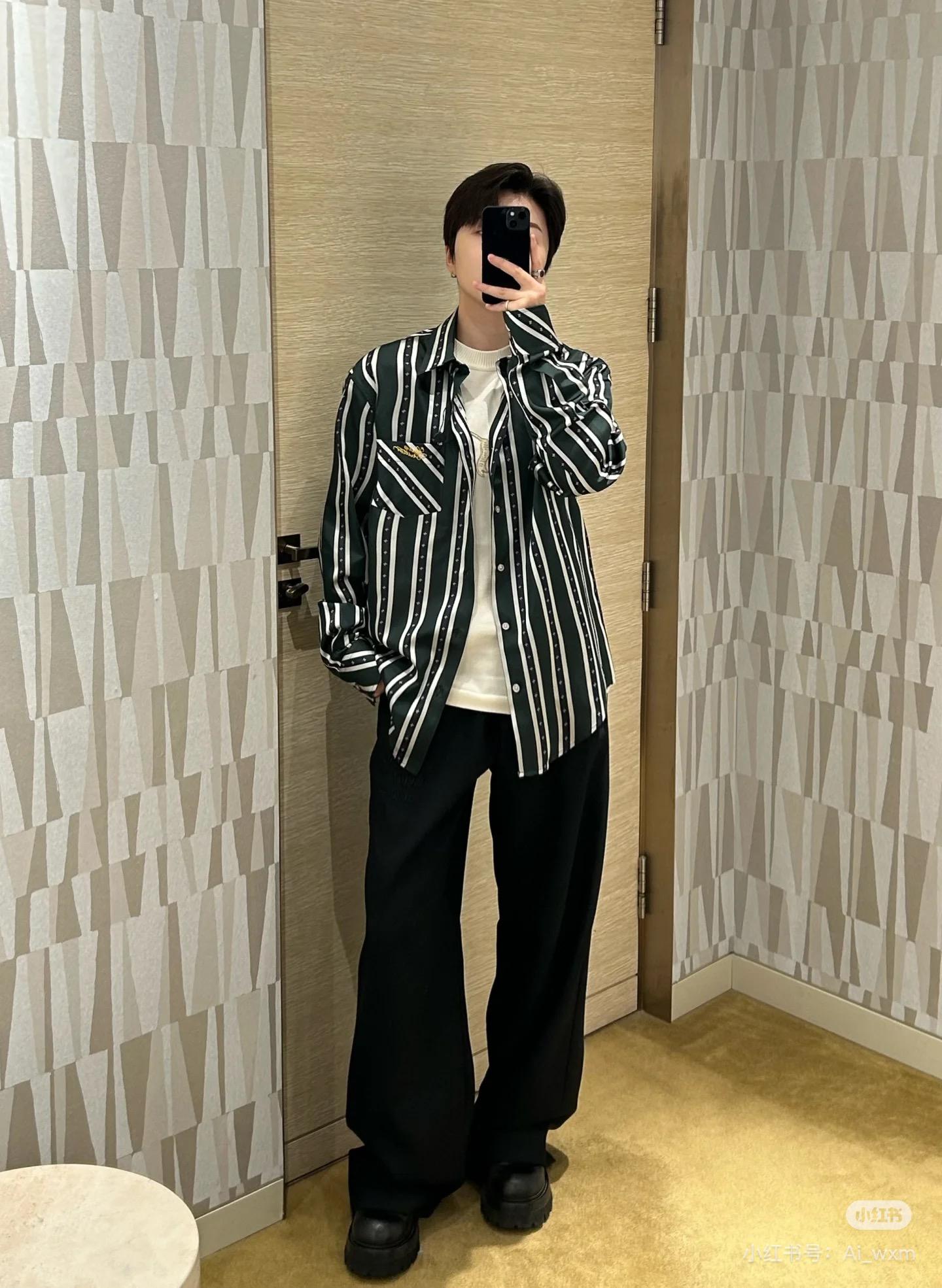 루이비통 스트라이프 레터 자수 셔츠 (해외배송)