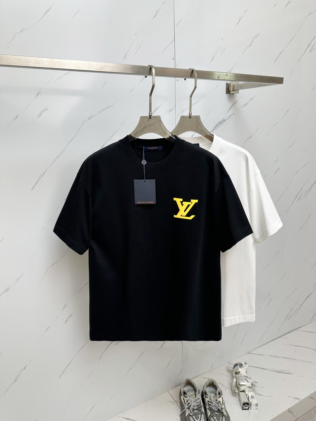 루이비통 라운드넥 반팔 (해외배송)