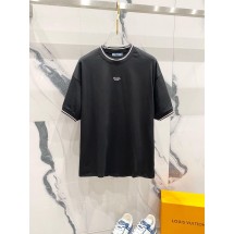 프라다 신상 레터링 자수르고 코튼 라운드 반팔 (국내배송)