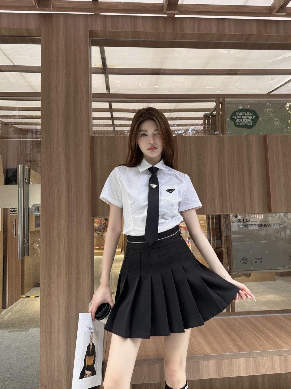 프라다 넥타이 반팔 셔츠 (해외배송)