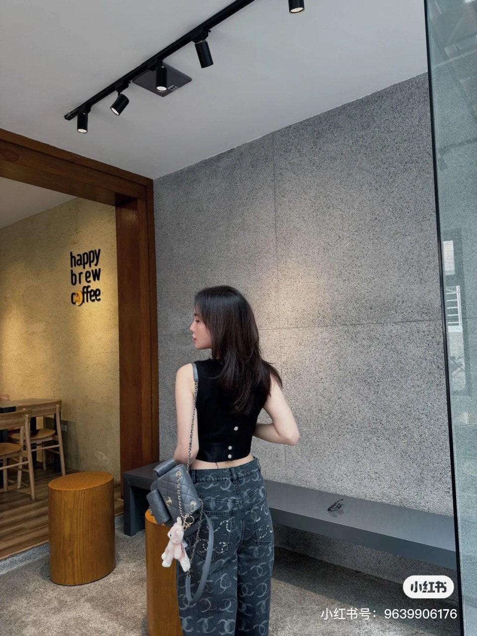 샤넬 풀 로고 백포켓 스팽글 팬츠 2컬러 (해외배송)