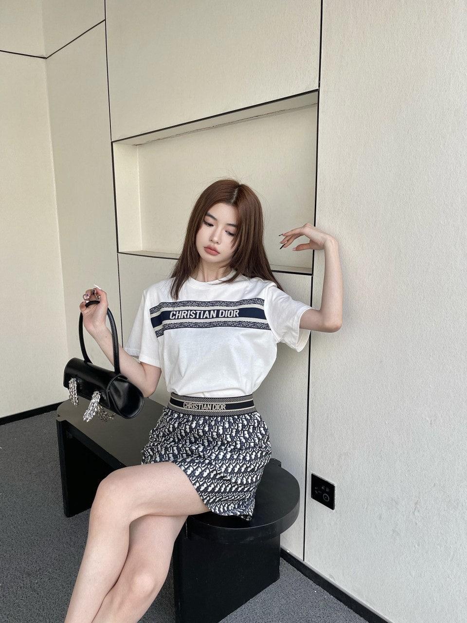 디올 클래식 반팔 티셔츠 + 올드 플라워 스커트 세트 (해외배송)