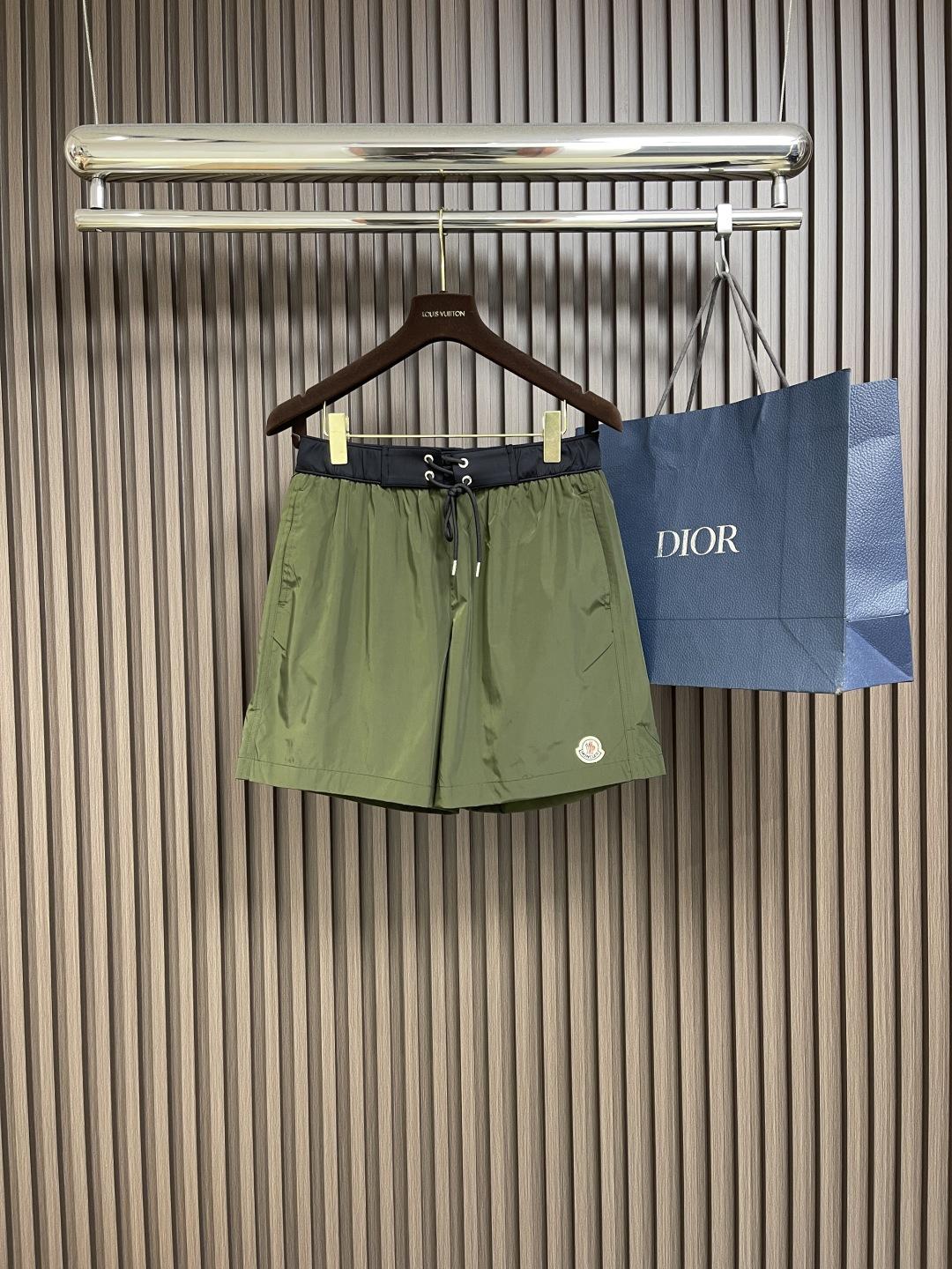 몽클레어 드로스트링 비치 쇼츠 (해외배송)