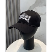 구찌 별 자수로고 볼캡 (국내배송)