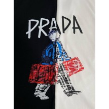 프라다 신상 휴먼로고 라운드 반팔 (국내배송)