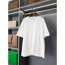 버버리 방패 자수 라운드넥 반팔 (해외배송)