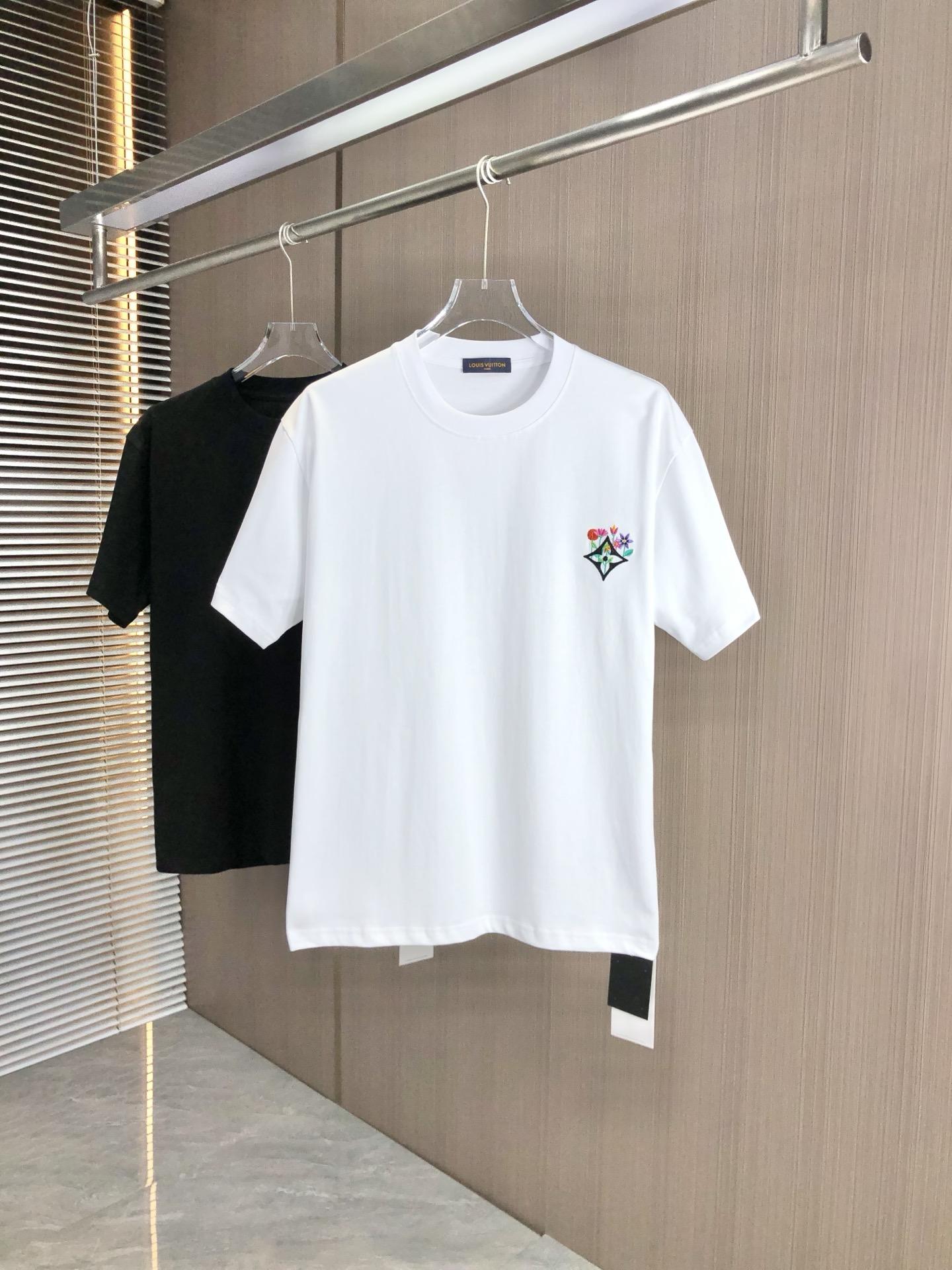 루이비통 라운드넥 반팔 (해외배송)