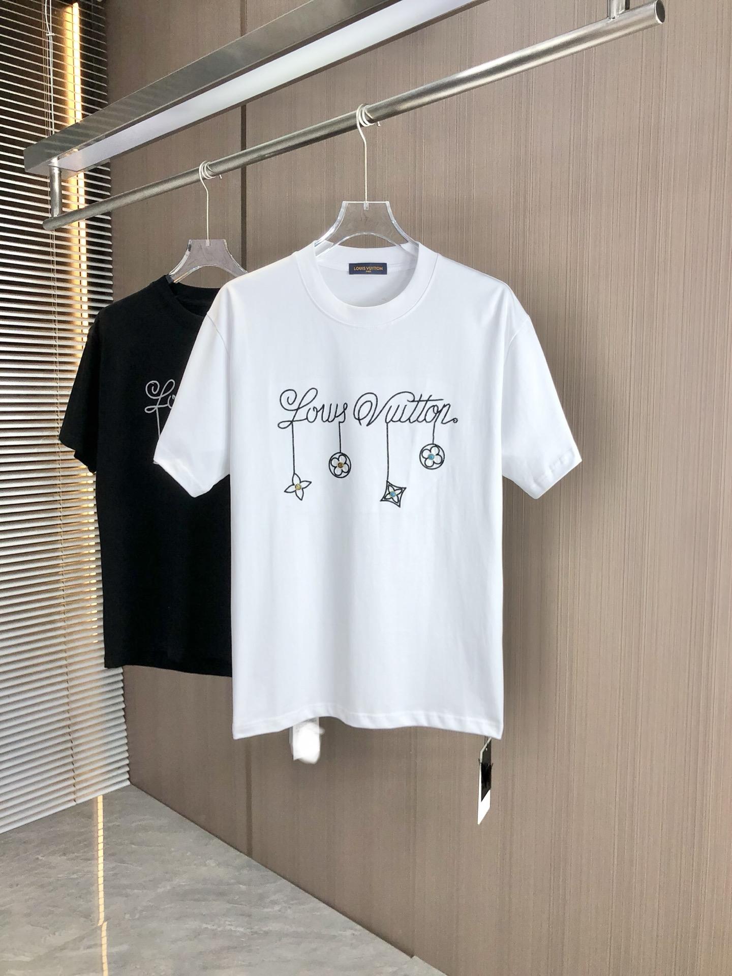 루이비통 라운드넥 반팔 (해외배송)