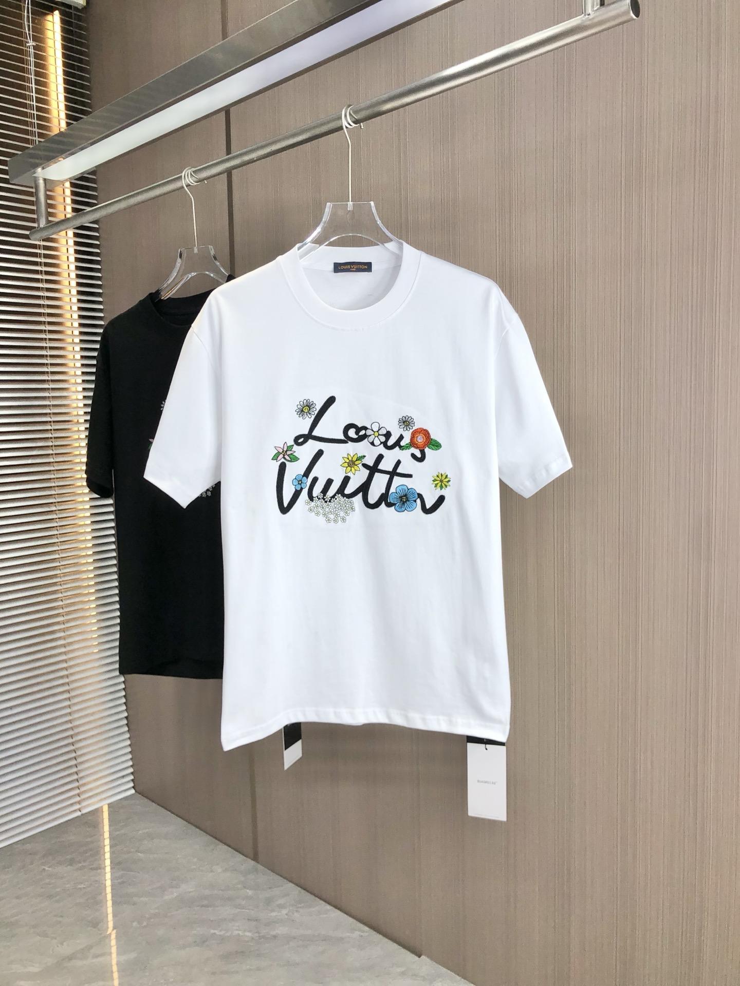 루이비통 라운드넥 반팔 (해외배송)