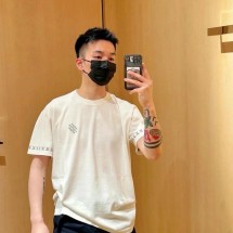 루이비통 니트 반팔 (해외배송)