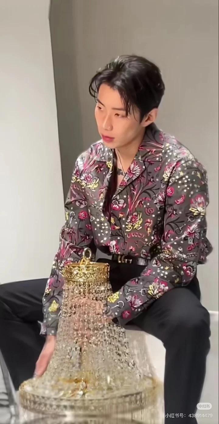 구찌 긴팔 셔츠 (해외배송)