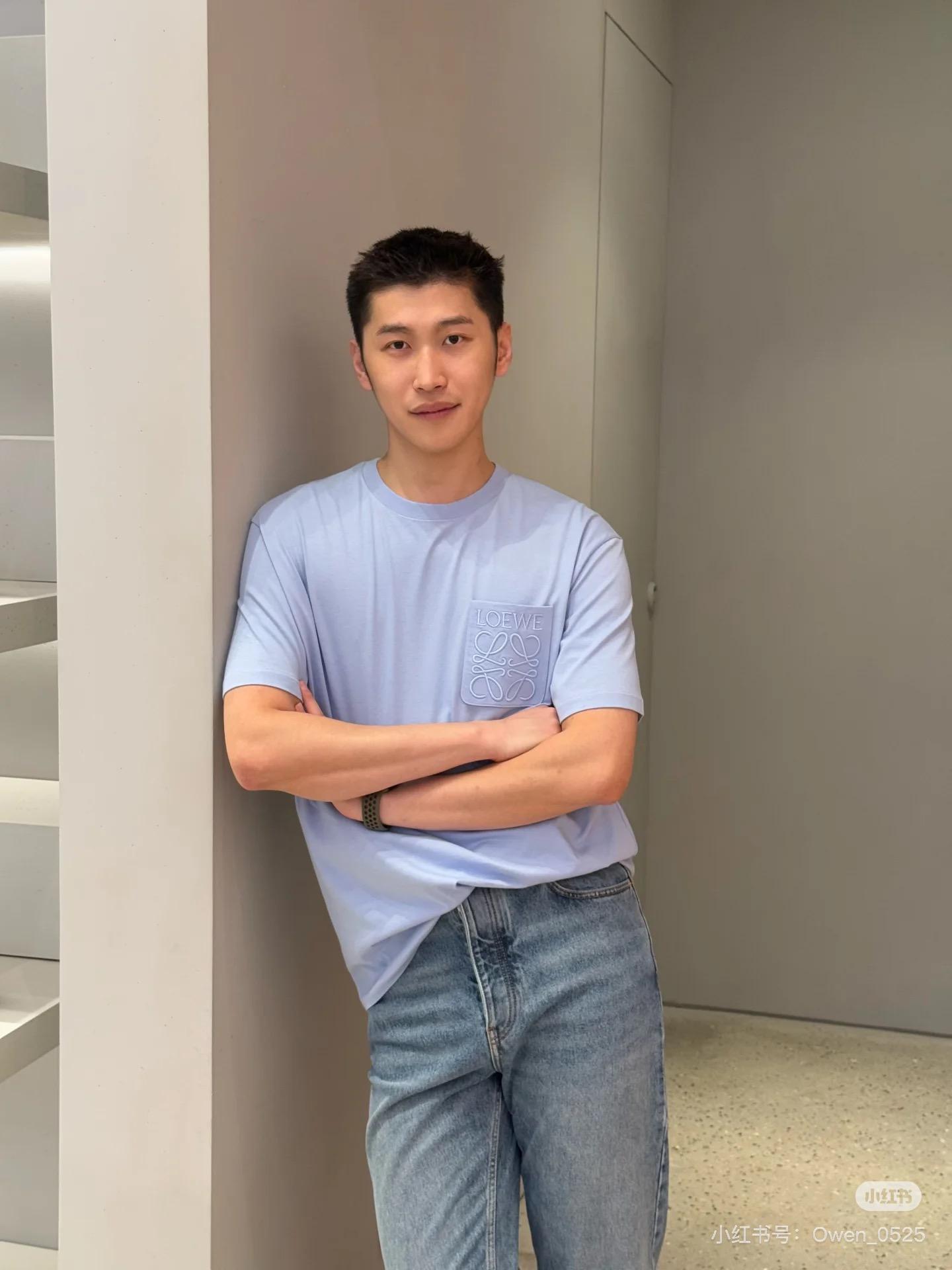 로에베 라운드넥 반팔 (해외배송)
