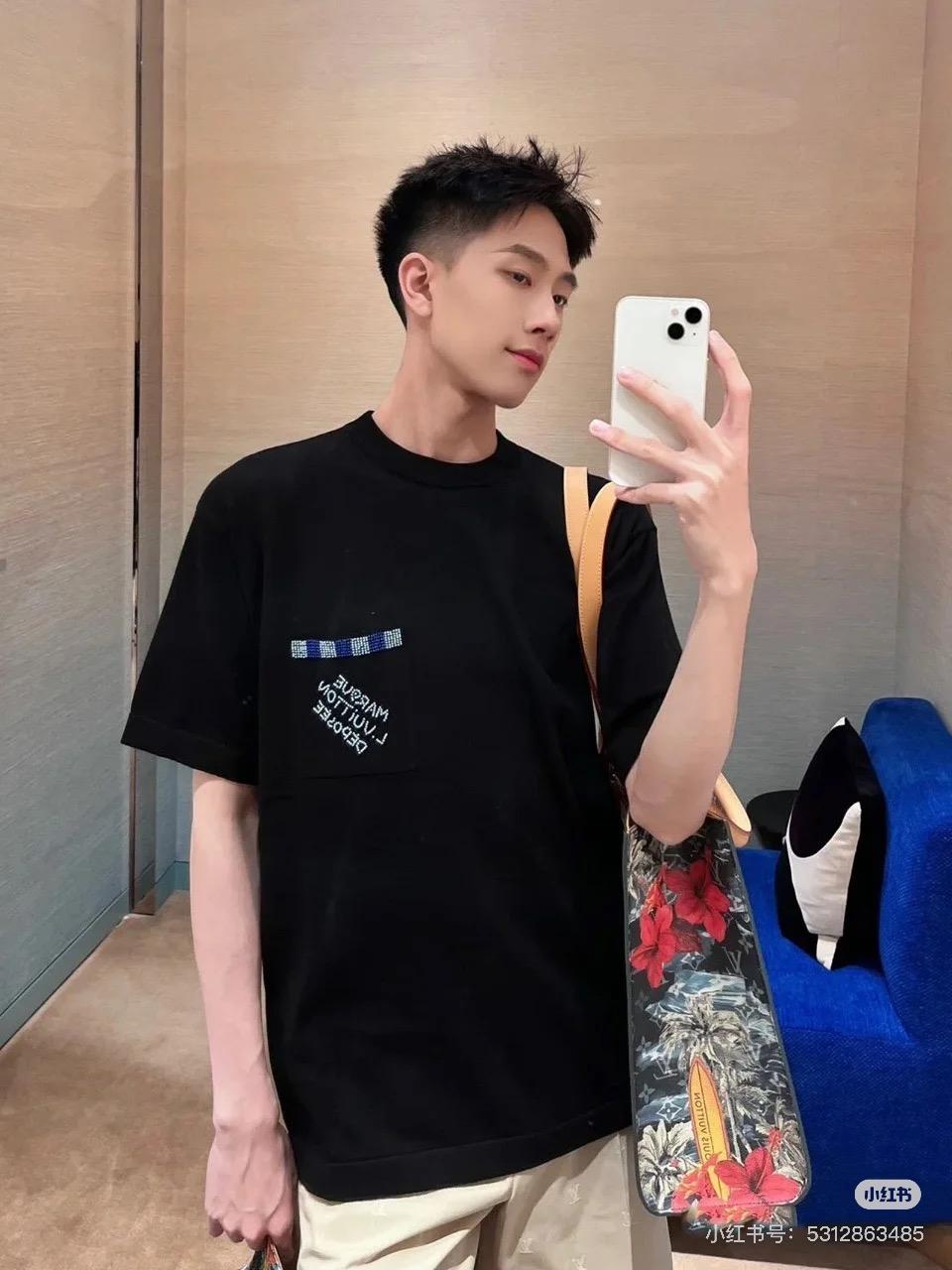 루이비통 라운드넥 스웨터 (해외배송)