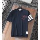 톰브라운 헥터 자수 스트라이프 코튼 라운드 (국내배송)