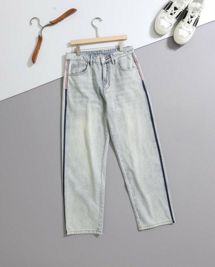 몽클레어 사이드 라인 워싱 데님 진 (국내배송)