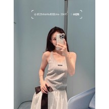 미우미우 슬리브리스 베스트 (해외배송)
