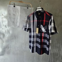 버버리 포켓 체크 셔츠 (국내배송)