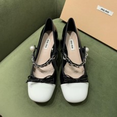 미우미우 메리제인 슈즈 (정품급 해외배송)