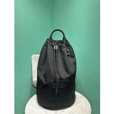 프라다 드로스트링백 (정품급 해외배송)