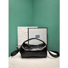 프라다 풀 레더 보스턴 핸드백 (정품급 해외배송)