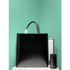 프라다 남성용 엠보싱 토트백 (정품급 해외배송)