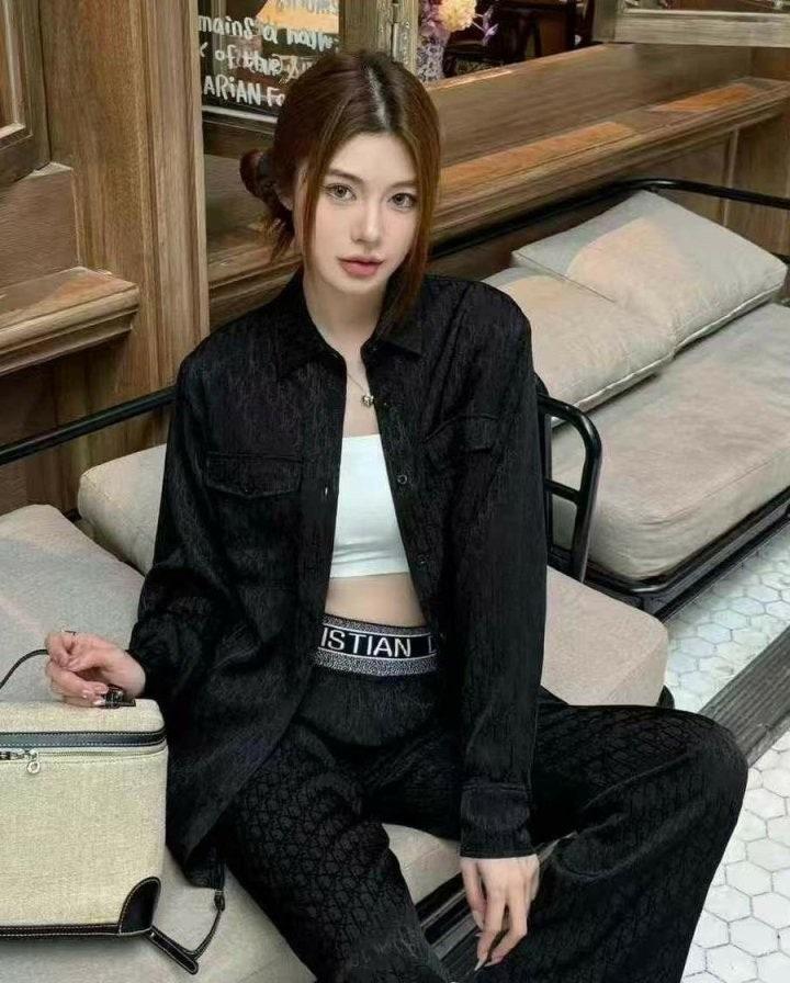 디올 오블리크 로고 블라우스 & 로고 밴딩 팬츠 SET (국내배송)