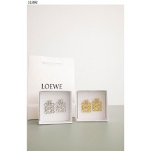 로에베 스몰 애너그램 귀걸이 (국내배송)