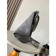 로에베 남성 크로스바디 백 (해외배송)