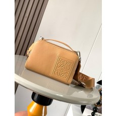 로에베 새틴 미니 카메라백 (해외배송)