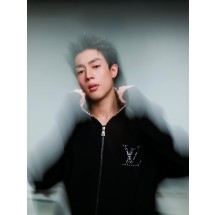 루이비통 체크 자수 지퍼업 니트 재킷 (해외배송)