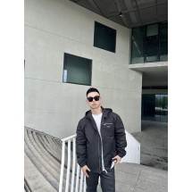 프라다 트라이앵글 로고 지퍼업 후드 재킷 (해외배송)