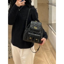 디올 Caro 미디엄 백팩 (국내배송)