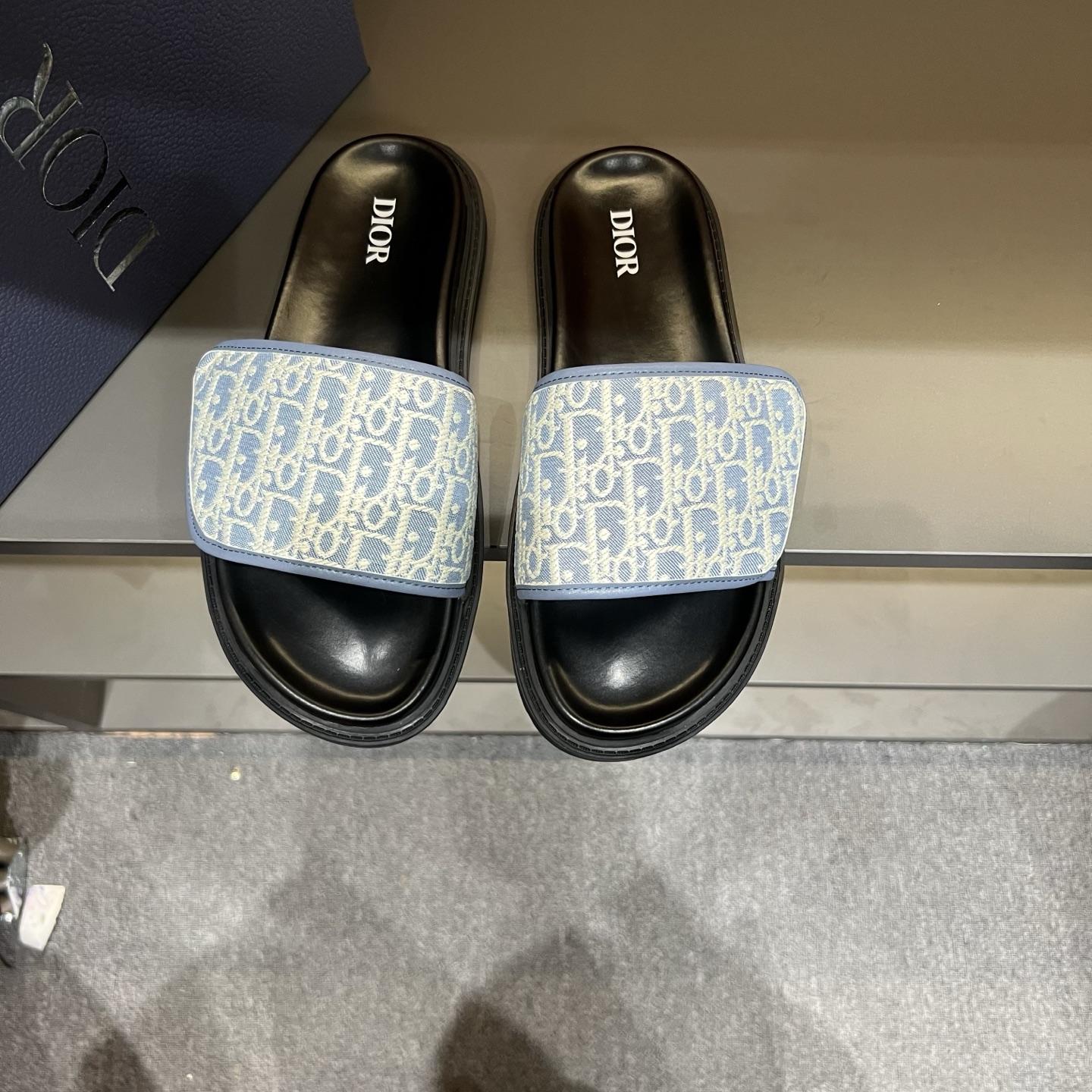 디올 하이엔드 부티크 슬리퍼 (해외배송)