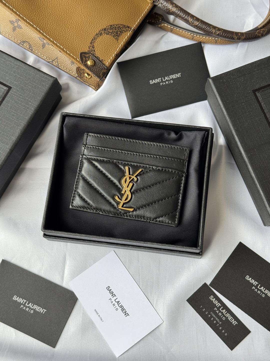 입생로랑 YSL 클래식 카드 홀더 (해외배송)